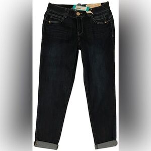 Democracy jeans size 8 NWT Karessa AB solution Capri skinny jeans